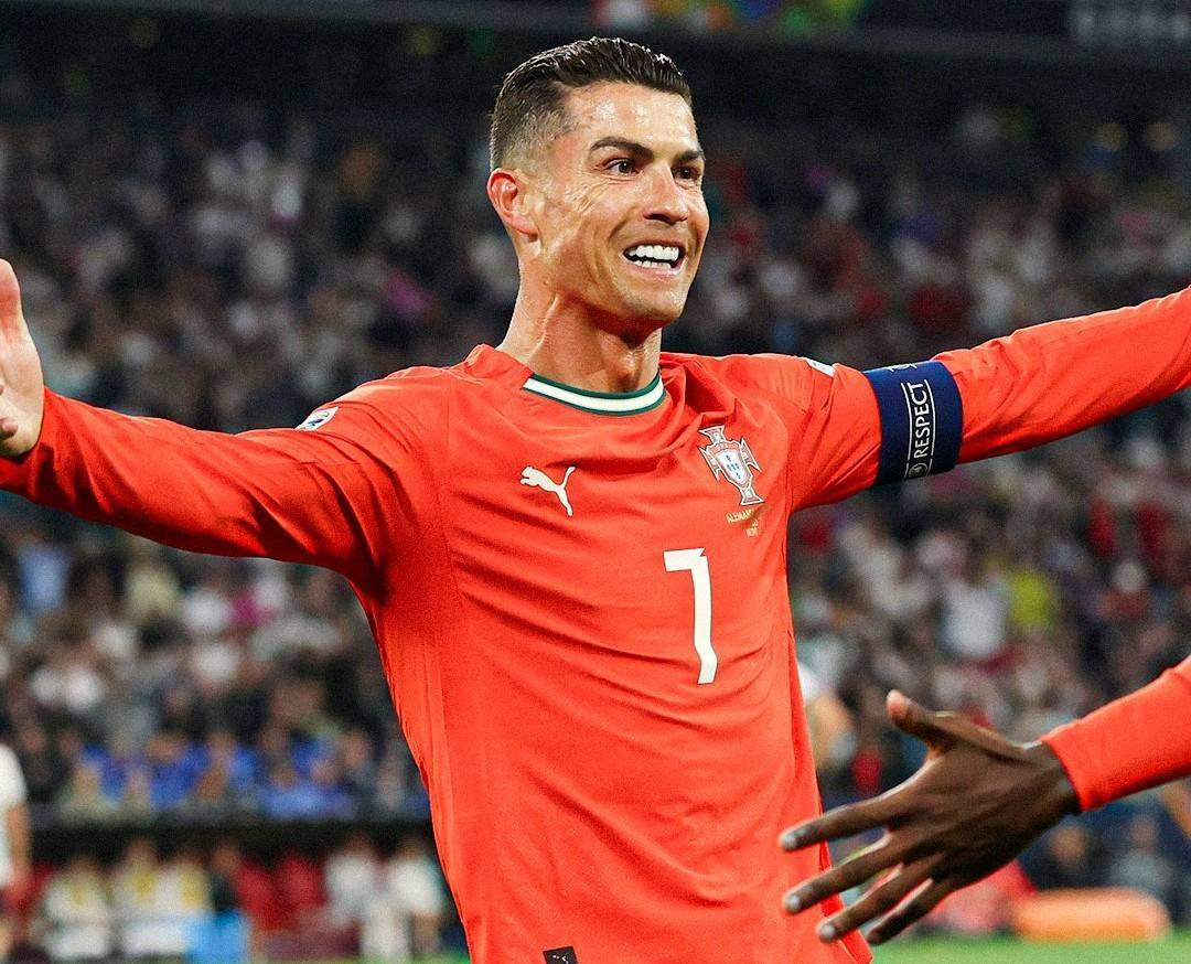 葡萄牙2-1逆转马其顿,占据小组头名 葡萄牙2-1逆转马其顿,占据小组头名