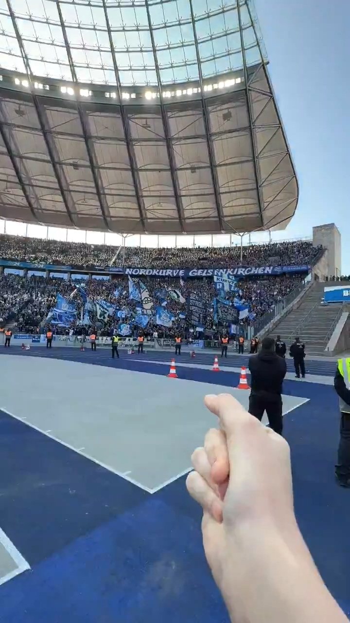 赫塔菲球员互动粉丝分享日常训练 赫塔菲球员互动粉丝分享日常训练