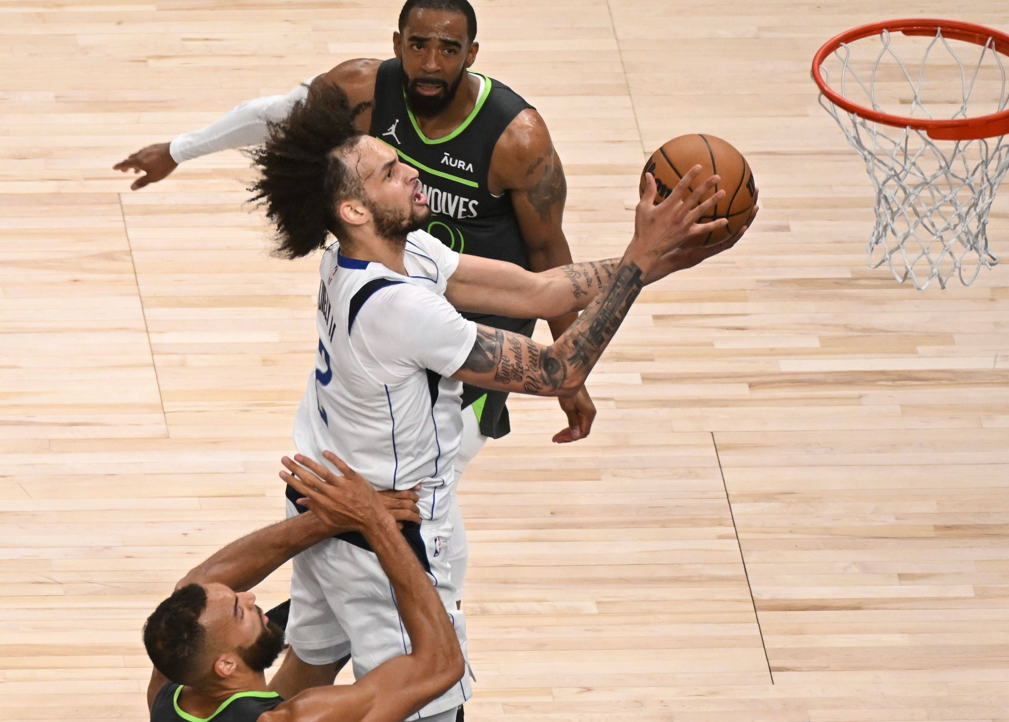 经验老到球队展现威势,获得决赛资格 经验老到球队展现威势,获得决赛资格