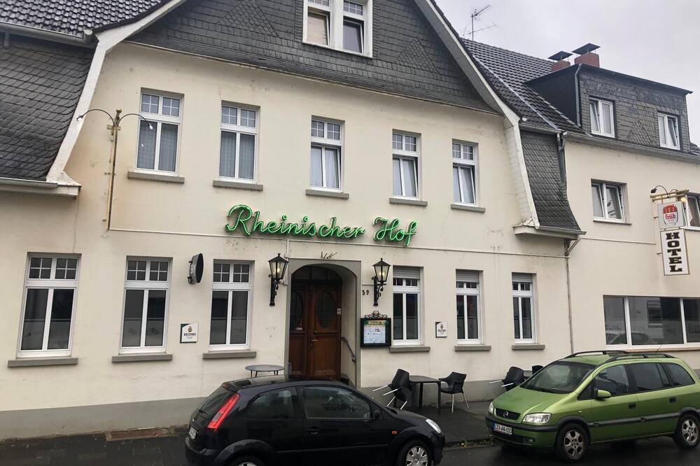 爱体育-法兰克福战平莱沃库森，难解胜局之困