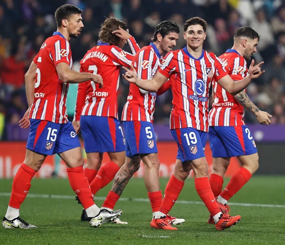 巴拉多利德门将表现抢眼，获赞无数