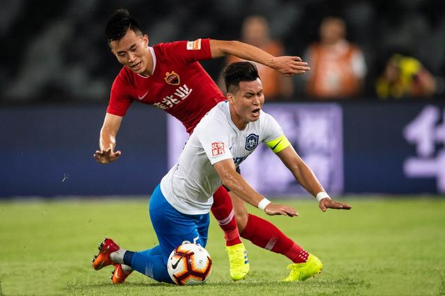 爱体育官网-黑龙江队遭遇两连败，排名跌至倒数第二