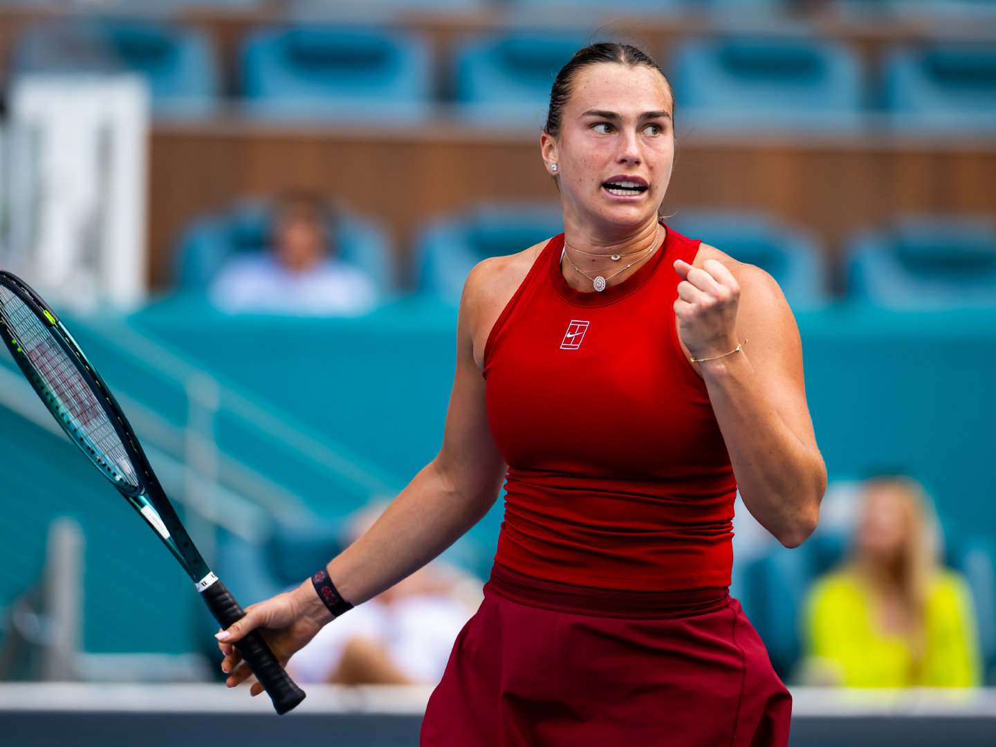 爱体育官方网站-巴哈马女子网球选手独具匠心，引人瞩目