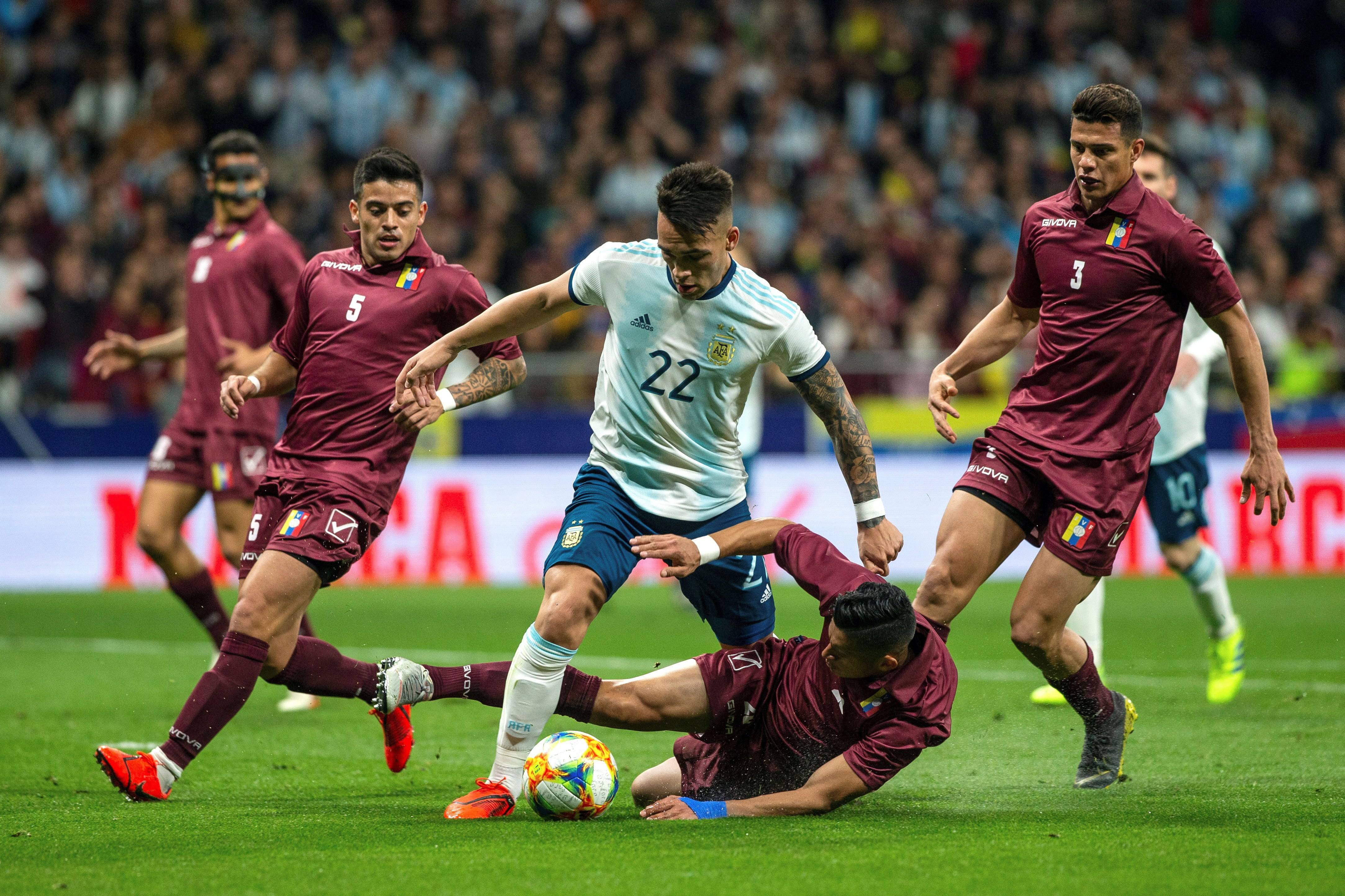 爱体育官方网站-谁将成为欧国联的胜者？胜负难料的对决即将上演