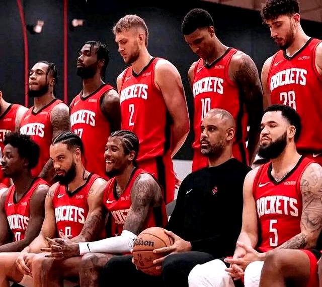 火箭险胜快船，冠军之路令人期待