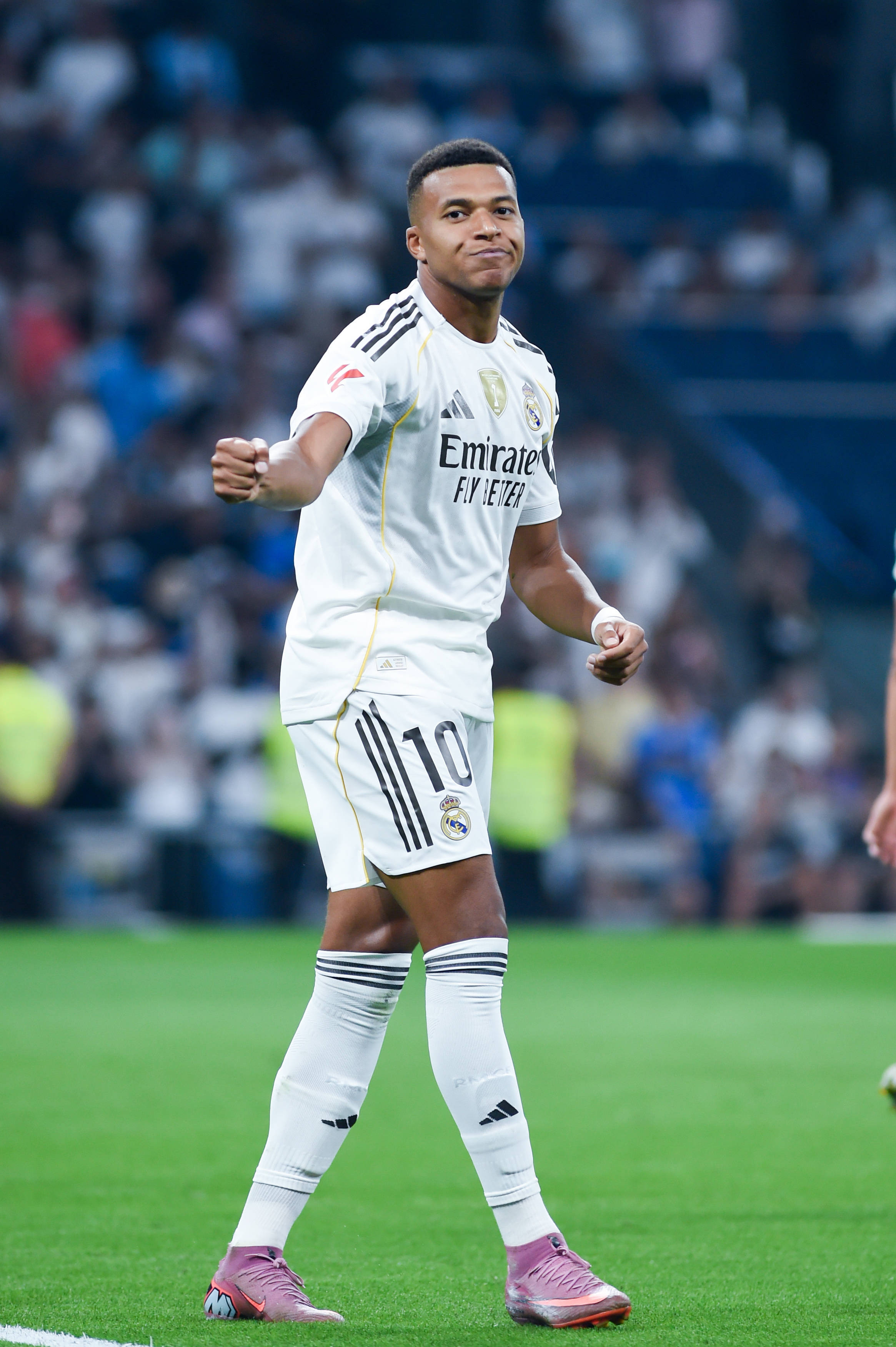 爱体育-奥萨苏纳球员在比赛中展现出色实力