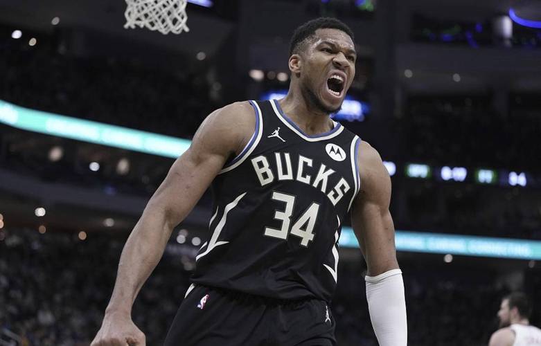 雄鹿客场惜败尼克斯，字母哥独得35分