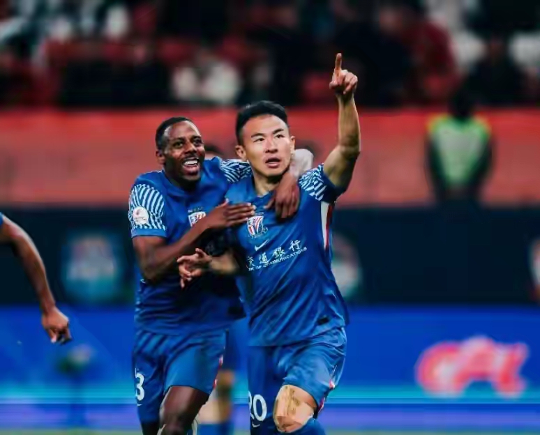 上海申花客场力克建业，连胜送将军之力