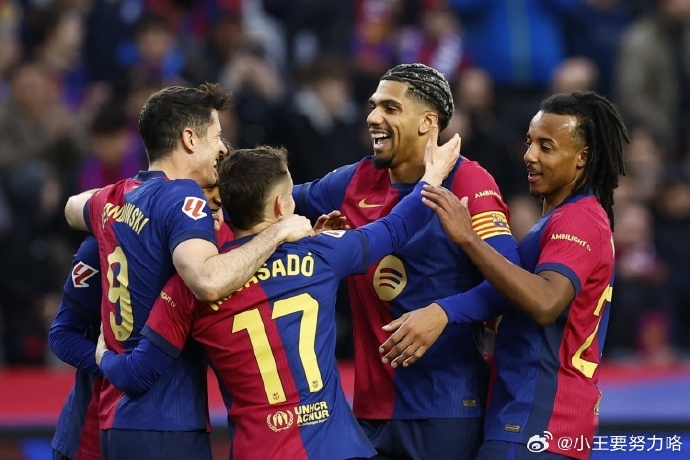 爱体育-赫塔菲遭遇不利局面，双方战成平局