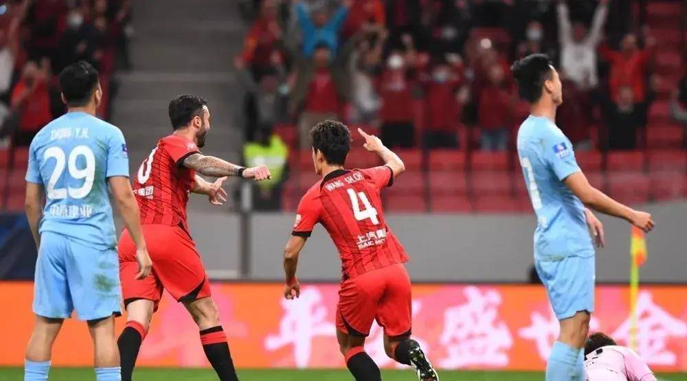 爱体育官方网站-河南力争客场斩获三分，冲顶积分榜