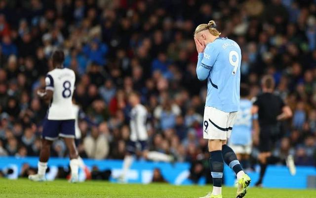 卫冕冠军曼城目前稳居榜首，但困难仍在前方等待着队伍