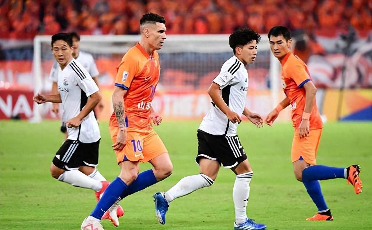 浦项制铁惊险过关,获得淘汰赛资格 浦项制铁惊险过关,获得淘汰赛资格