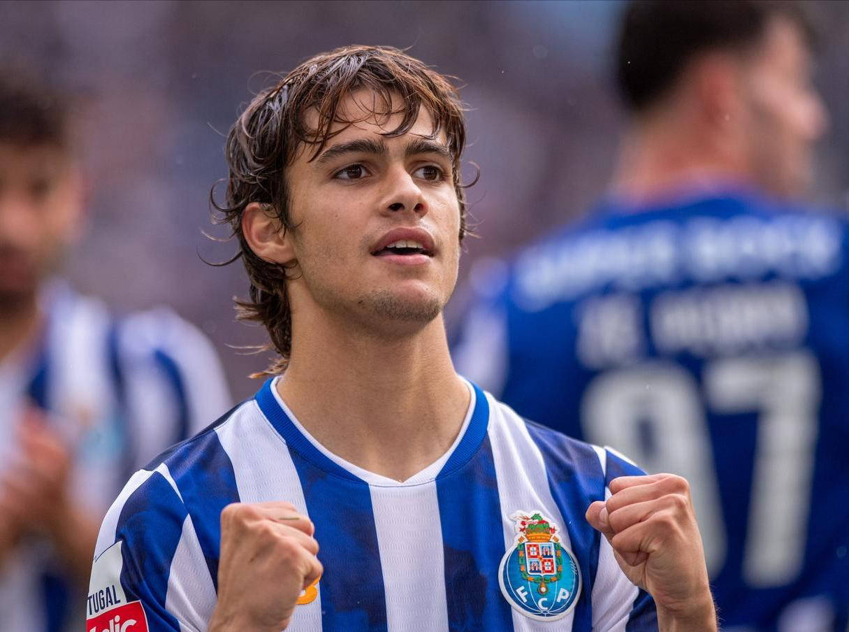 爱体育官方网站-波尔多队继续在法甲联赛中保持不败