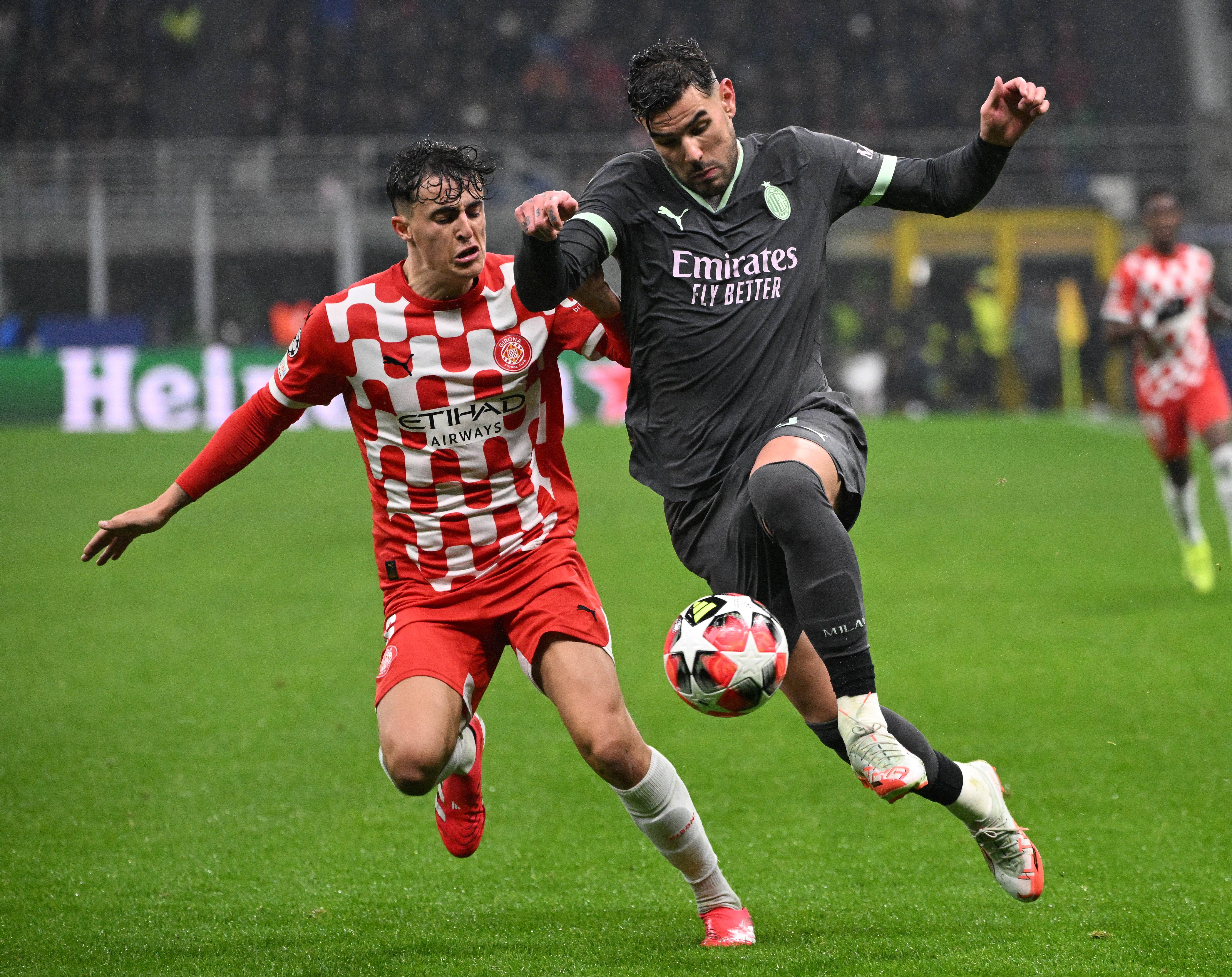 AC米兰取得胜利,晋级下一轮 AC米兰取得胜利,晋级下一轮