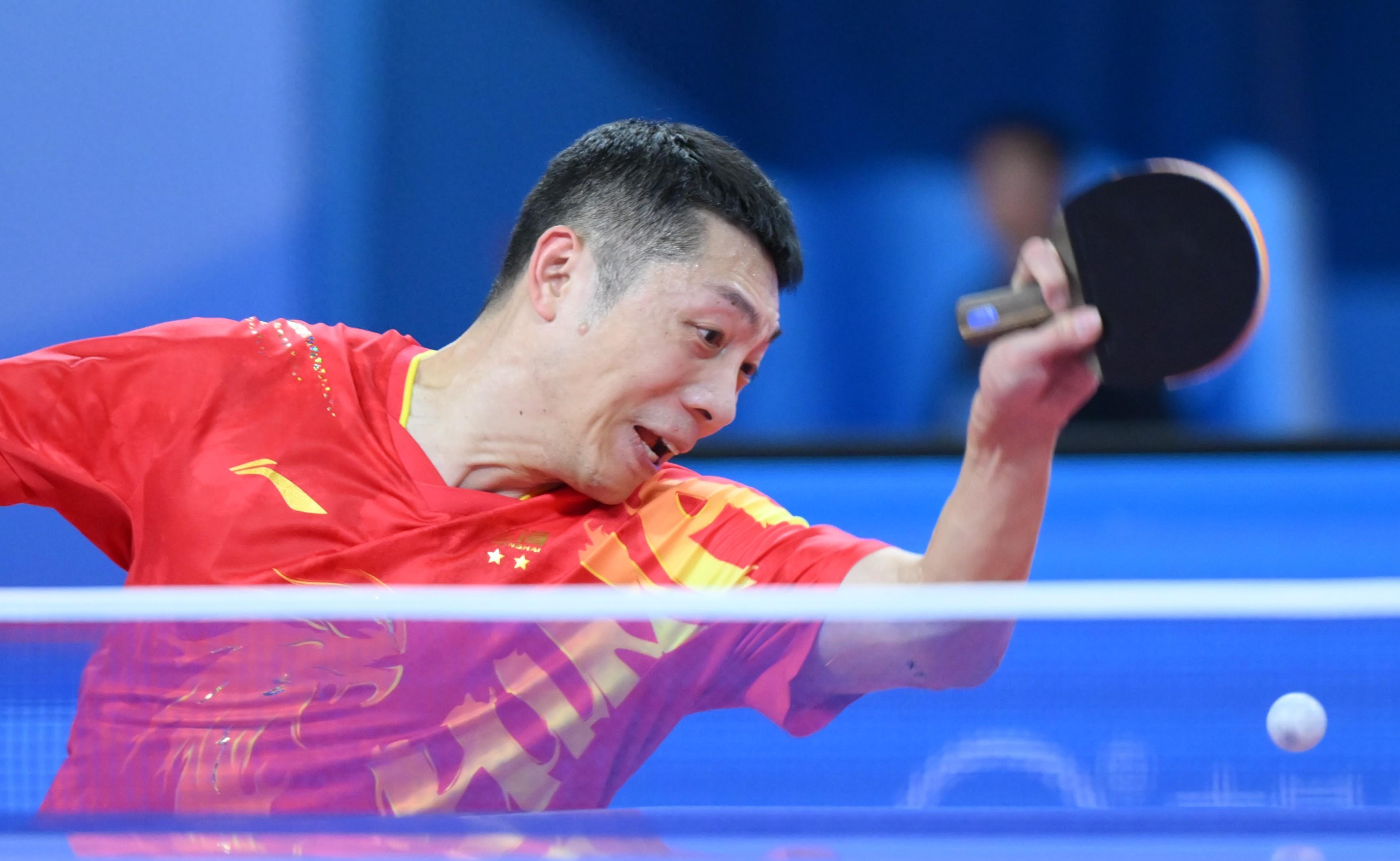 乒乓球赛场：球速惊人，技压群雄