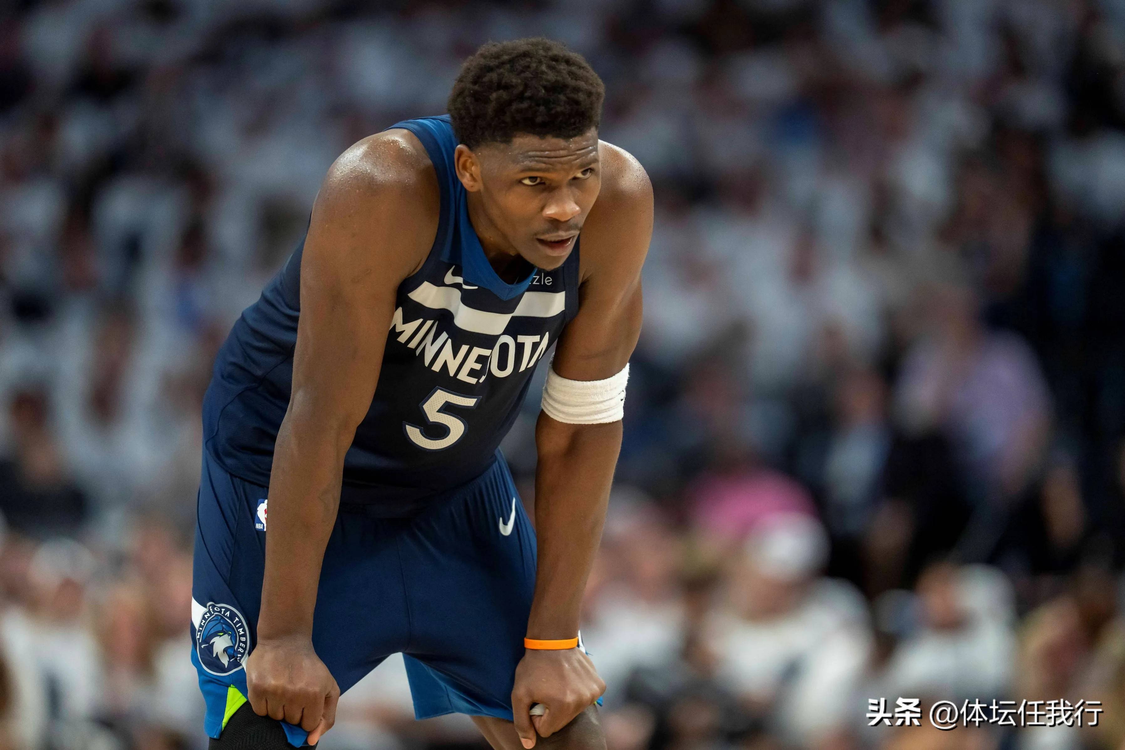 神奇表现!森林狼外线射手砍下7记三分带队获胜 神奇表现!森林狼外线射手砍下7记三分带队获胜