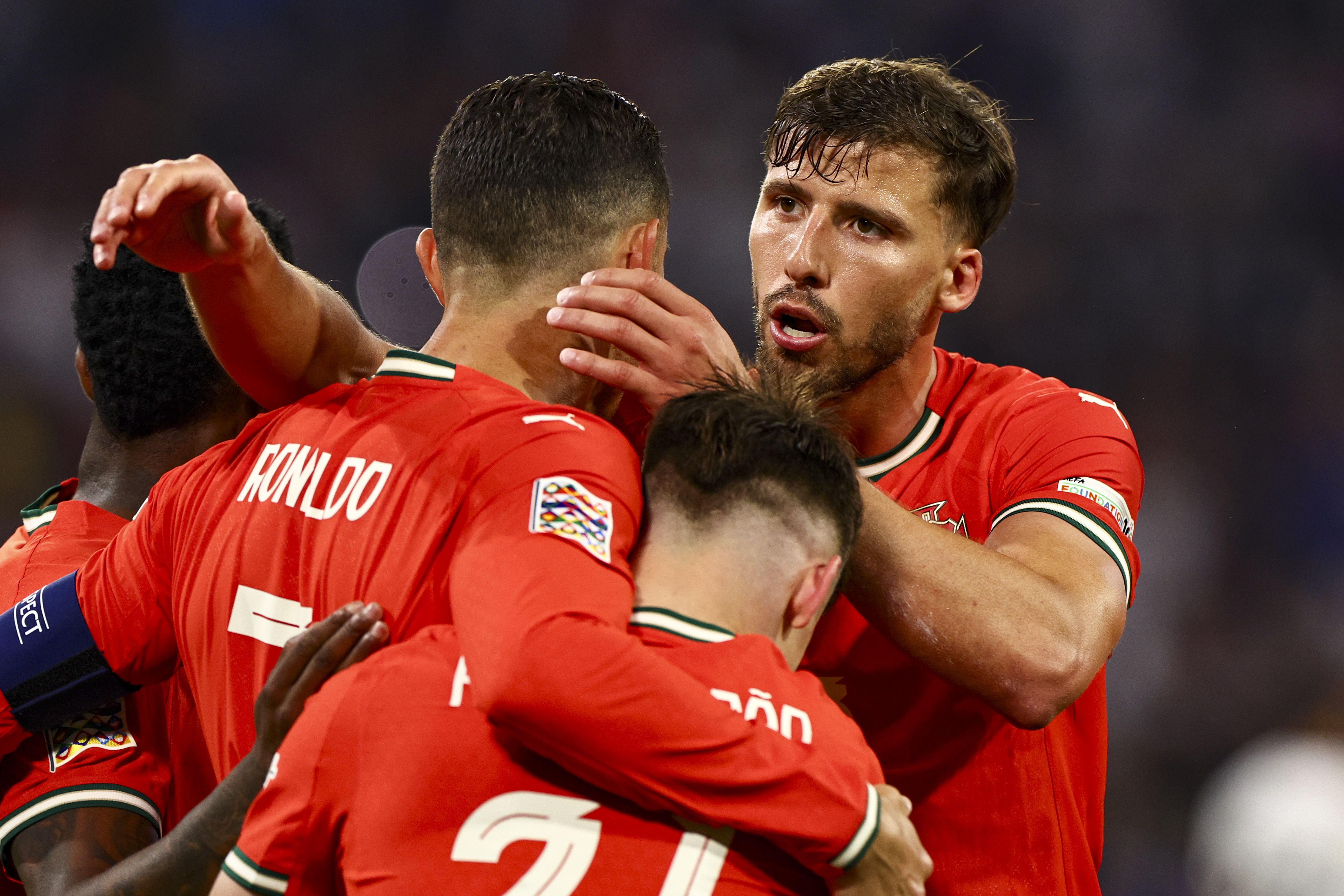 葡萄牙女足队以实力征服赛场,赢得掌声 葡萄牙女足队以实力征服赛场,赢得掌声