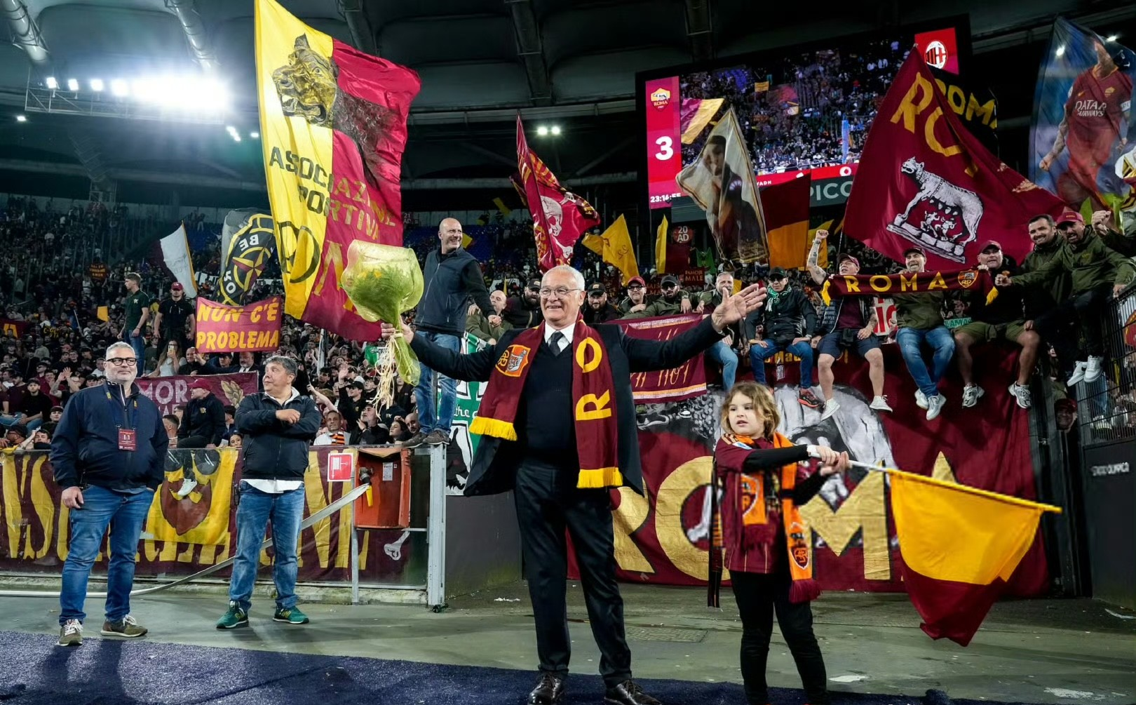 佛罗伦萨主场保持不败，球迷欢呼