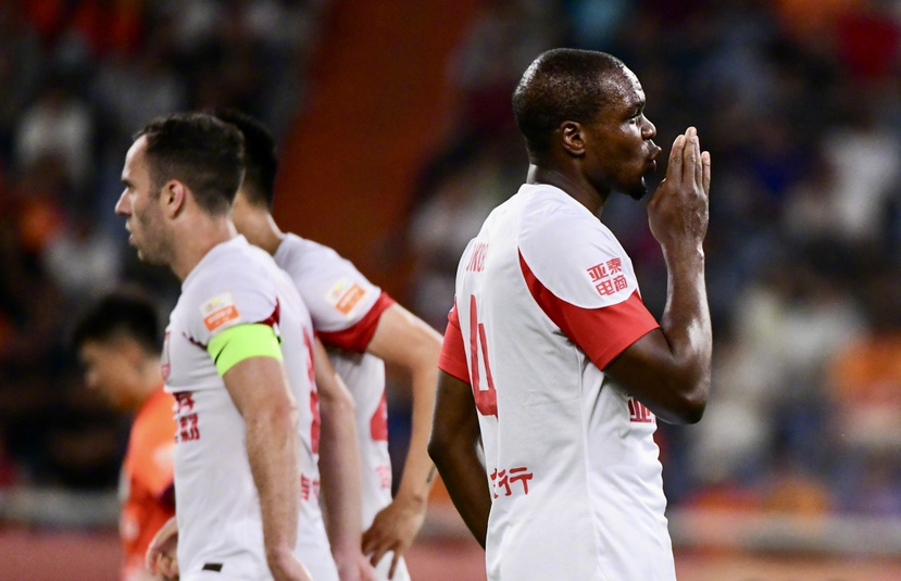 外线神射手惊艳表现，助队锁定胜局