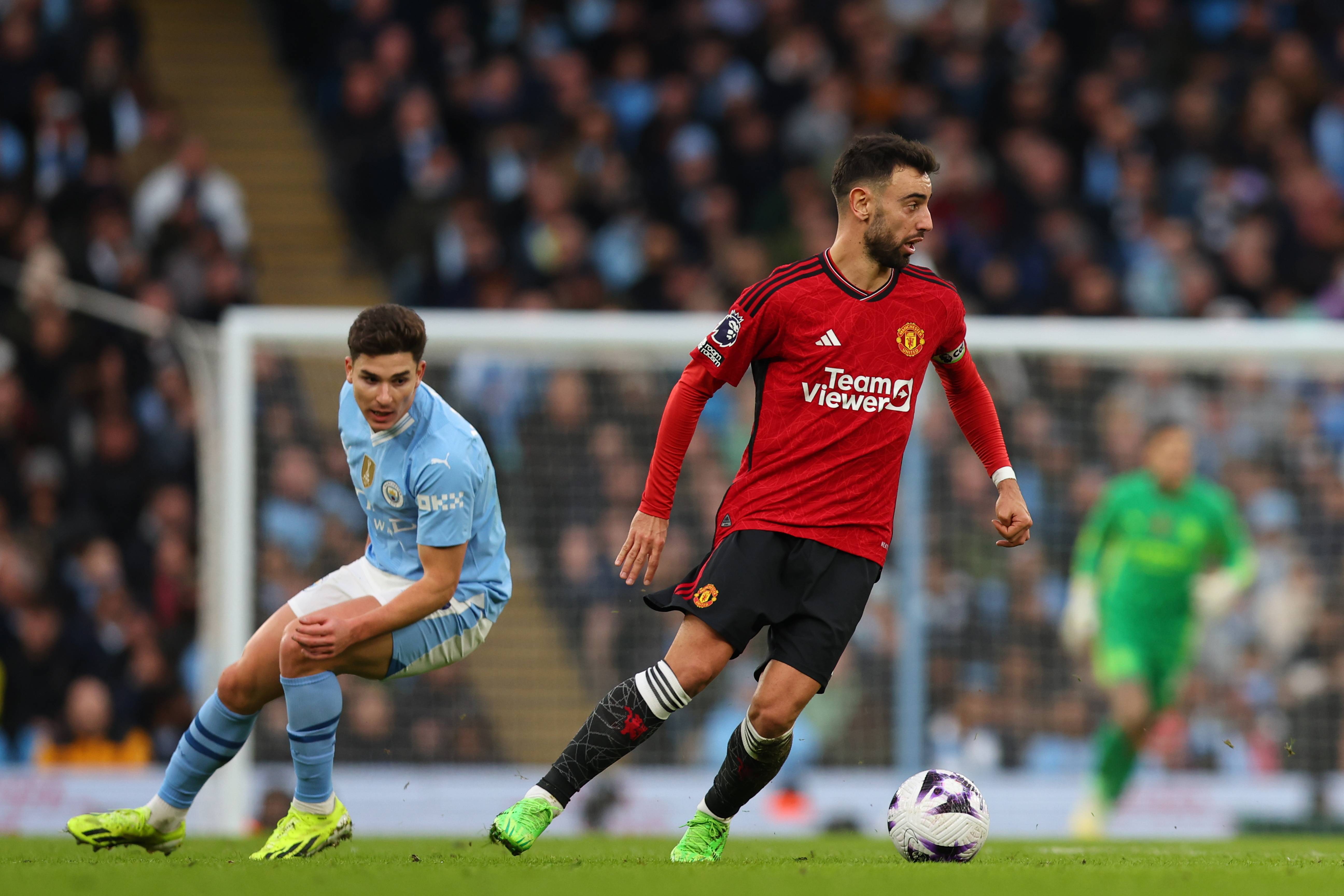 爱体育-曼联防线出现漏洞，主帅紧急整顿