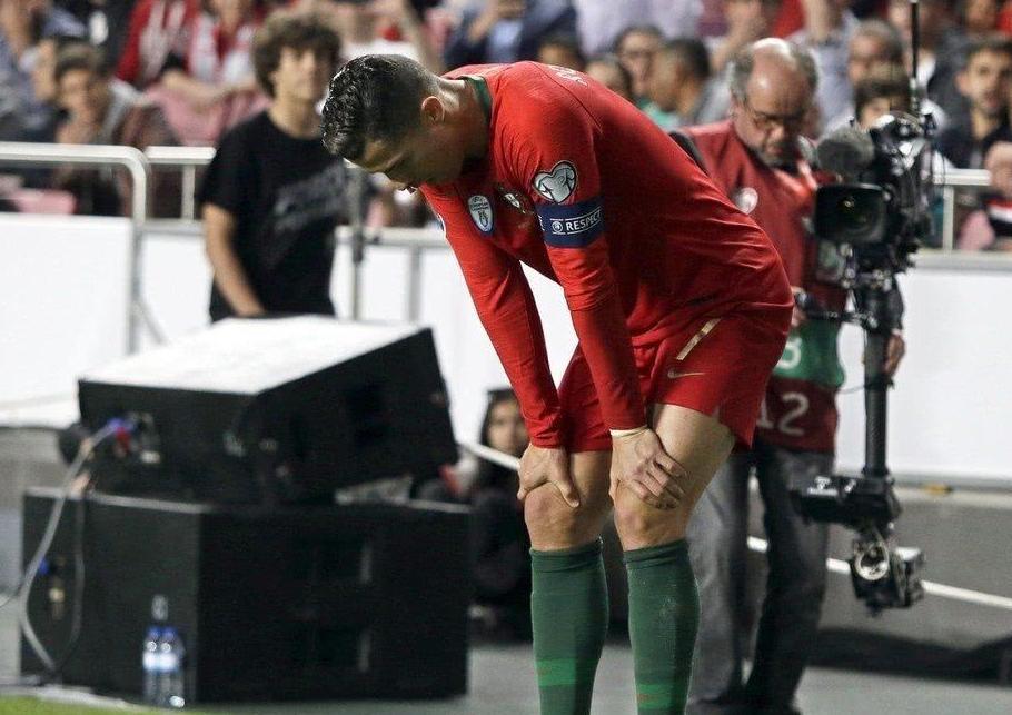 尤文图斯主场失利，被阿贾克斯逆转