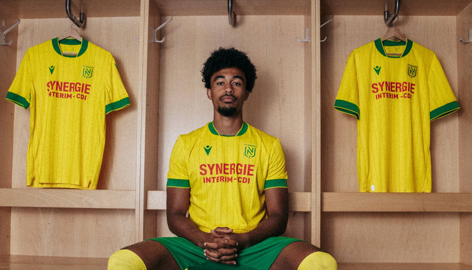 南特主场迎战马赛，取得保级关键胜利