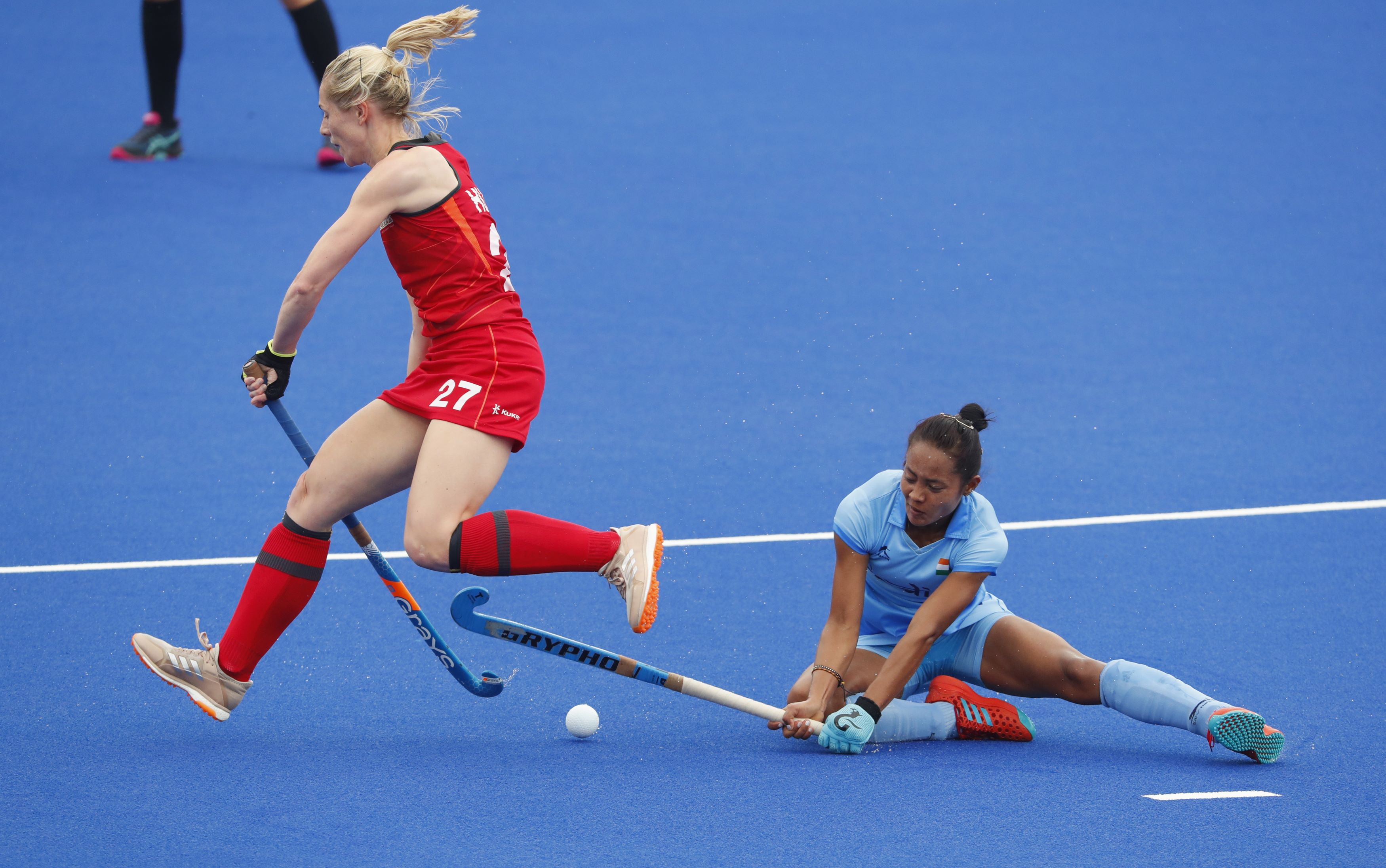 拔河项目搏击激烈，英国队获得铜牌