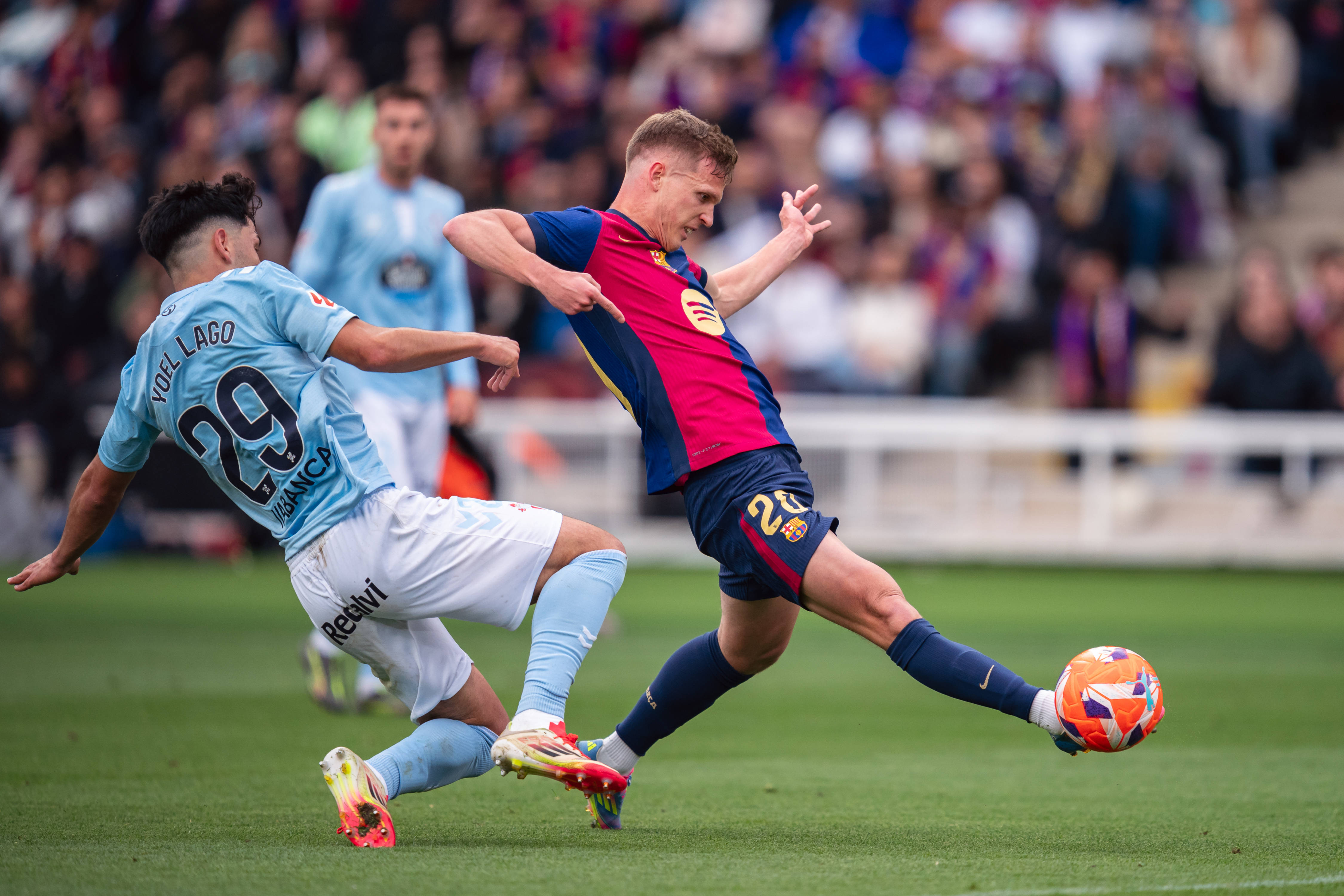 爱体育官方网站-西甲球队在赛场上获得胜利，以强势表现守住领先位置