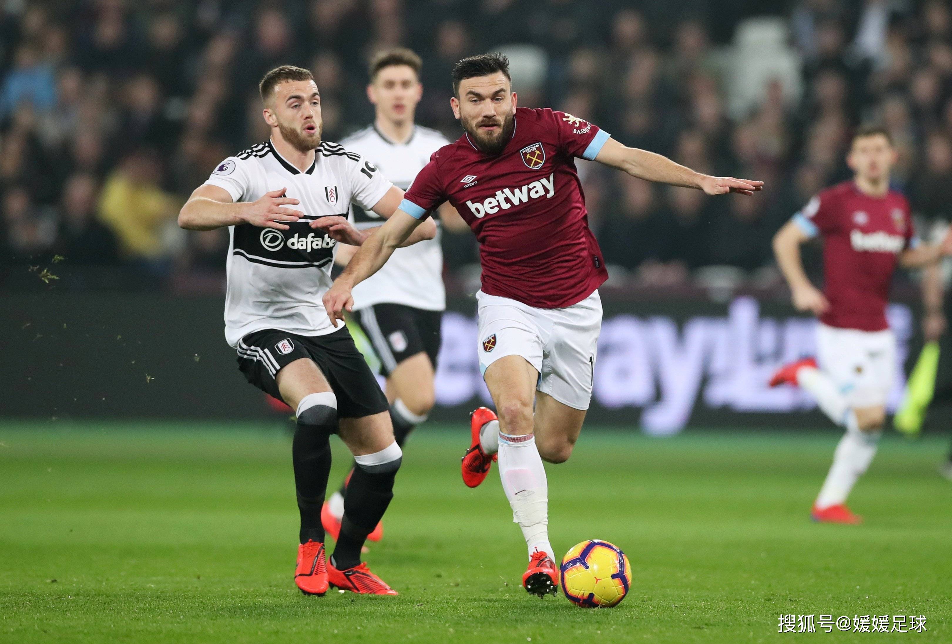 爱体育官方网站-伯恩利主场失球，再次遭受失利