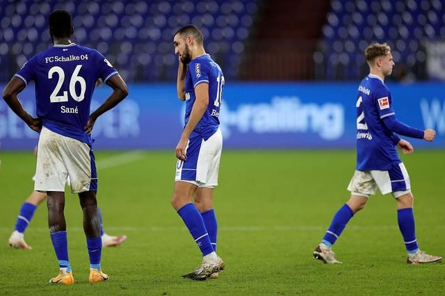 爱体育官方网站-沙尔克04遭遇尴尬失利，保持低迷状态