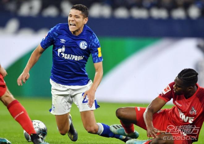 沙尔克04遭遇尴尬失利,保持低迷状态 沙尔克04遭遇尴尬失利,保持低迷状态